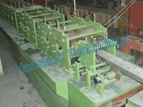 Octagon Ống Forming Machine